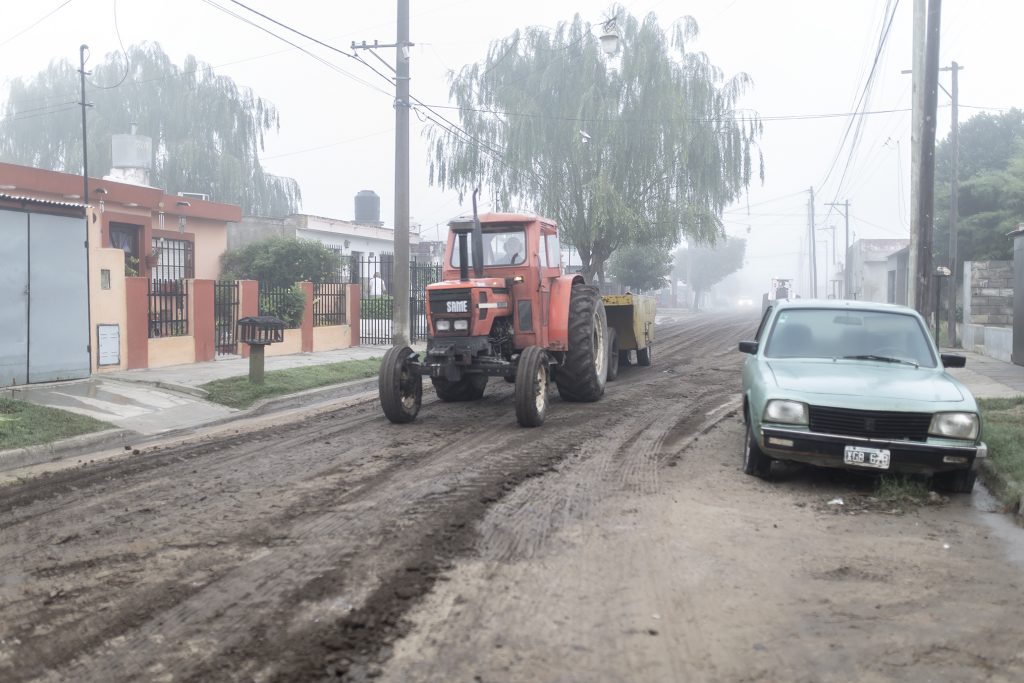 Trabajos en calles de tierra.