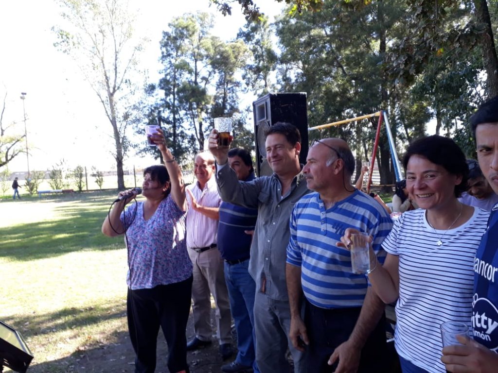 El intendente compartió el festejo del 1 de mayo con los trabajadores municipales.