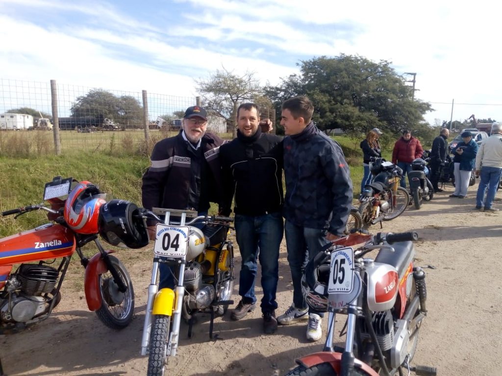 Por concurrencia y calidad, exitosa prueba de motos antiguas.