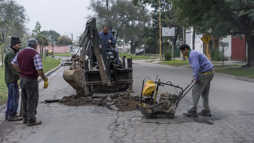 Nuevo bacheo de la avenida Costanera.