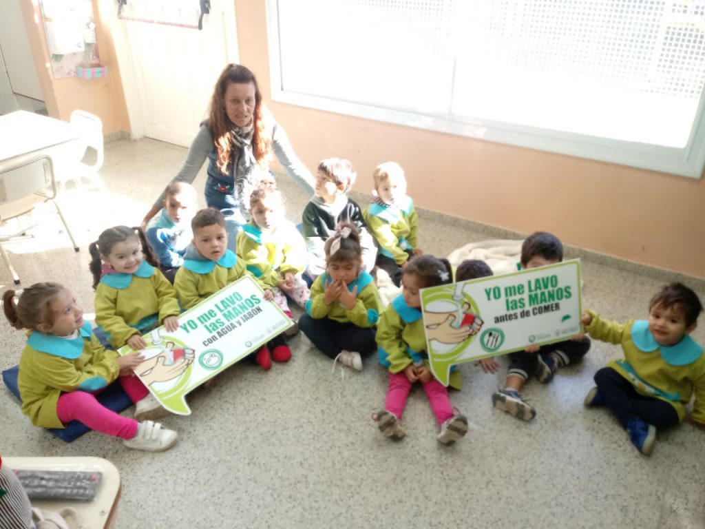 Bromatología desarrollan actividades educativas en los jardines de infantes.