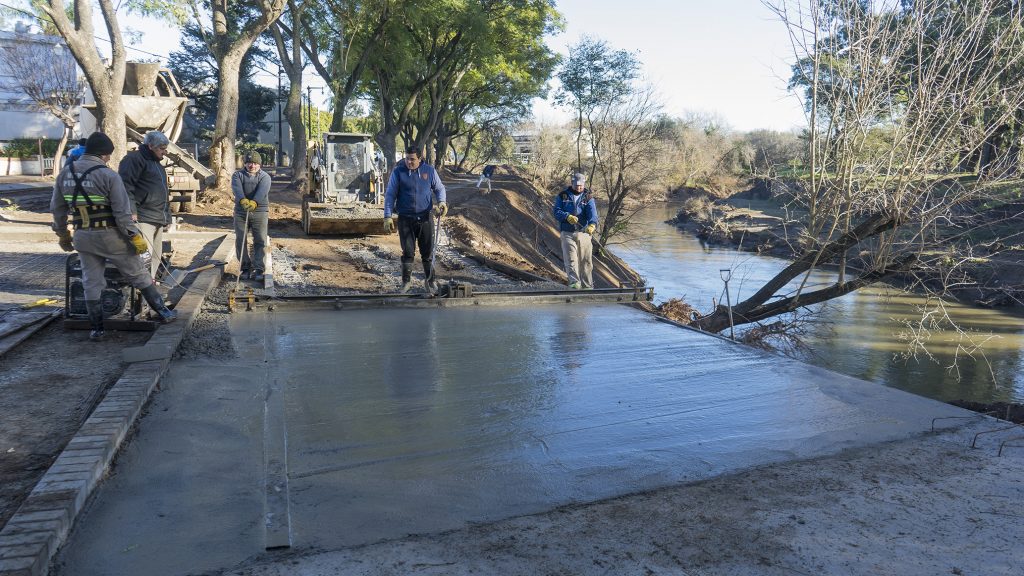 Obras en el Paseo Tucumán.