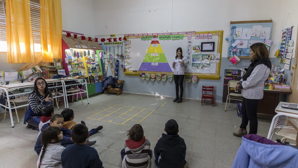 El programa municipal Aprendiendo hábitos saludables continúa en las escuelas.