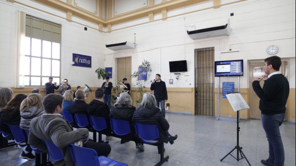 Inédita y exitosa presentación musical en el Banco Nación