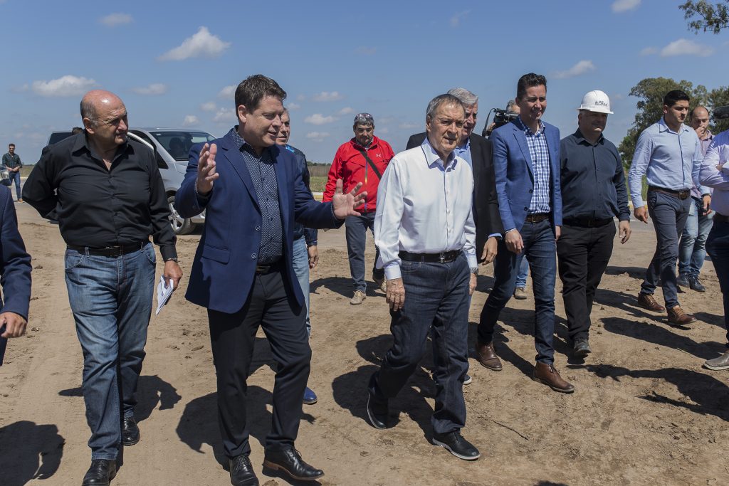 El gobernador y el intendente recorrieron obras que ejecuta la Provincia