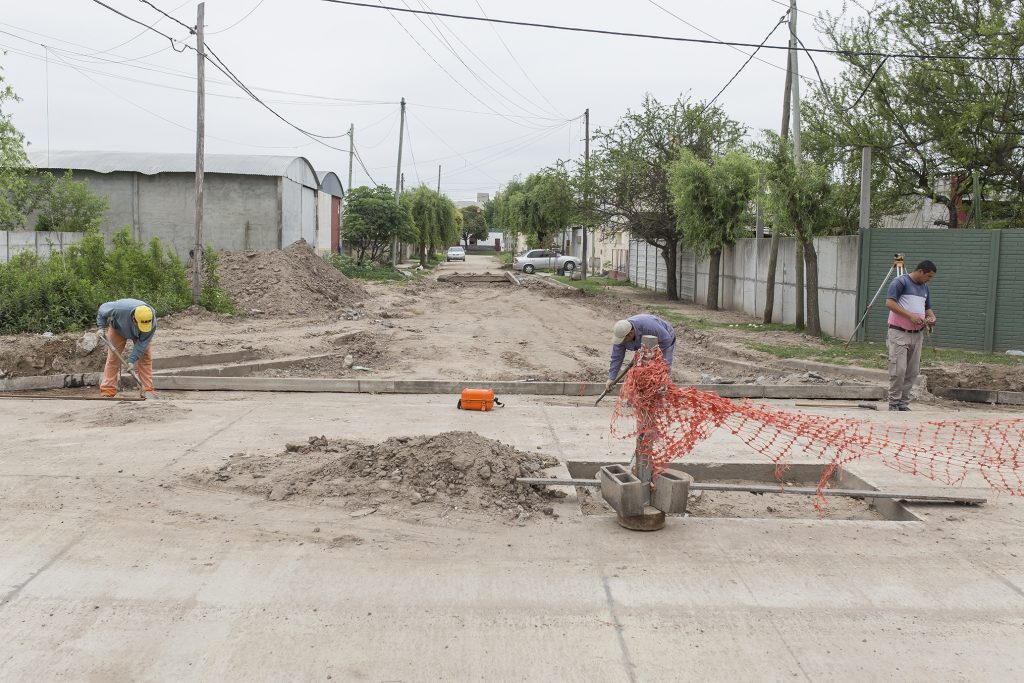 Obras de cordón cuneta.