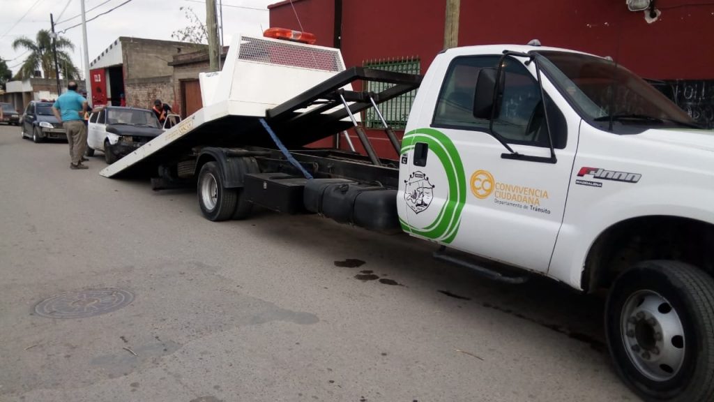 Intensa actividad de los agentes de tránsito en la mañana de hoy