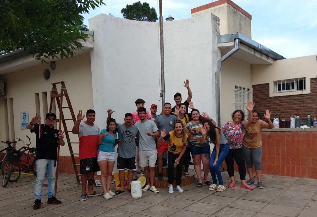 Alumnos del CENMA 201 colaboran en la Casa del Niño.