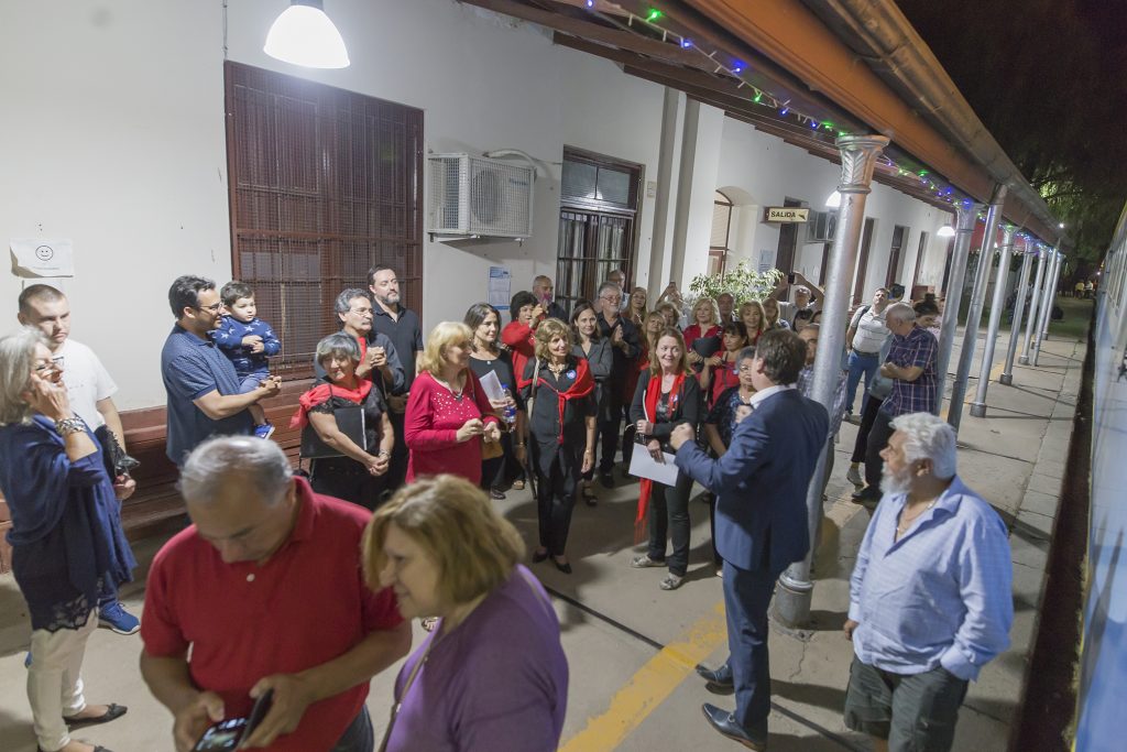 Se recordó el primer aniversario de la reanudación de la parada del tren de pasajeros.