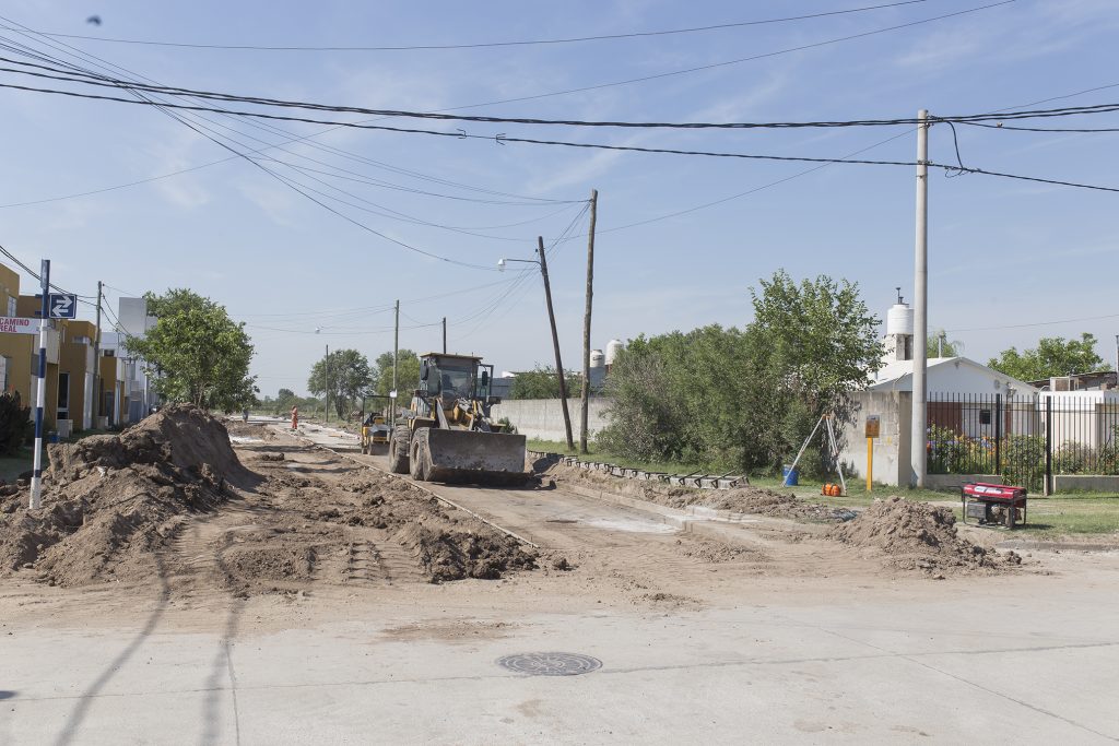 Avanza el hormigonado de calle Gorordo.