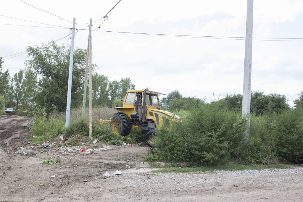 Desmalezado de un terreno baldío propiedad de un particular.