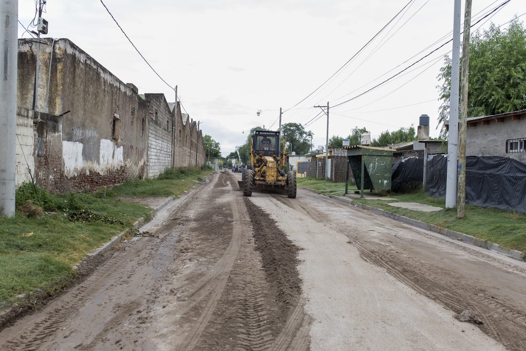 Arreglos de calles de tierra.