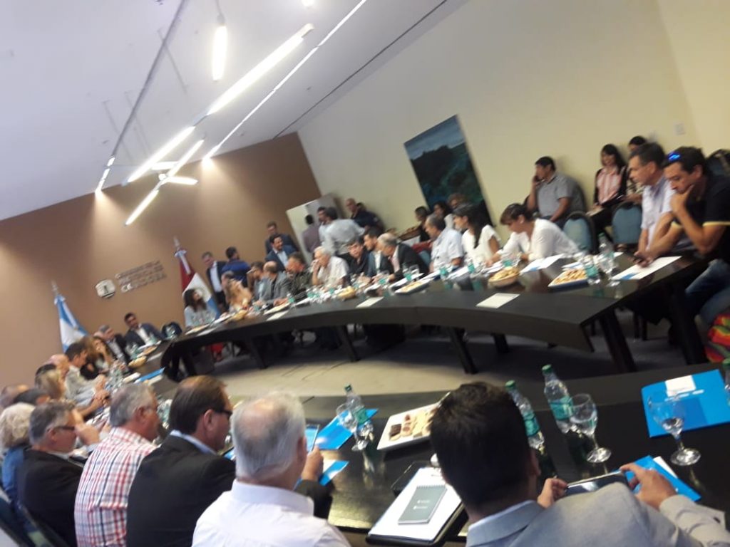 Provincia y municipio trabajarán en conjunto para la entrega de las tarjetas Alimentar 2020