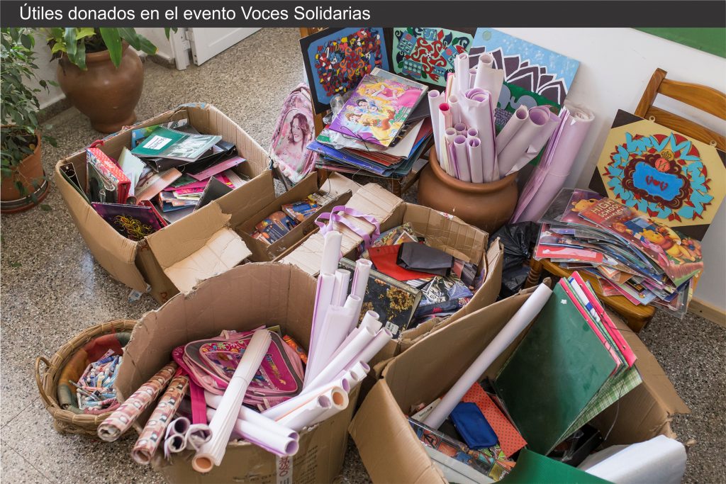 Las donaciones de útiles escolares están llegando a quienes más lo necesitan.