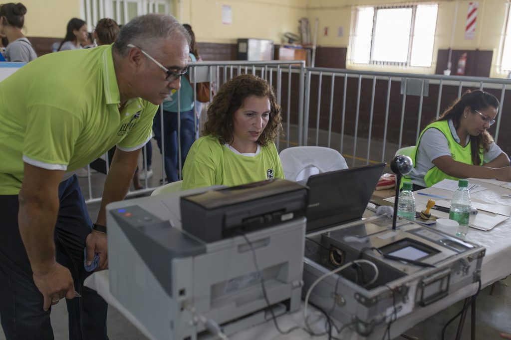 Respaldo municipal en la entrega de las Tarjetas Alimentar.