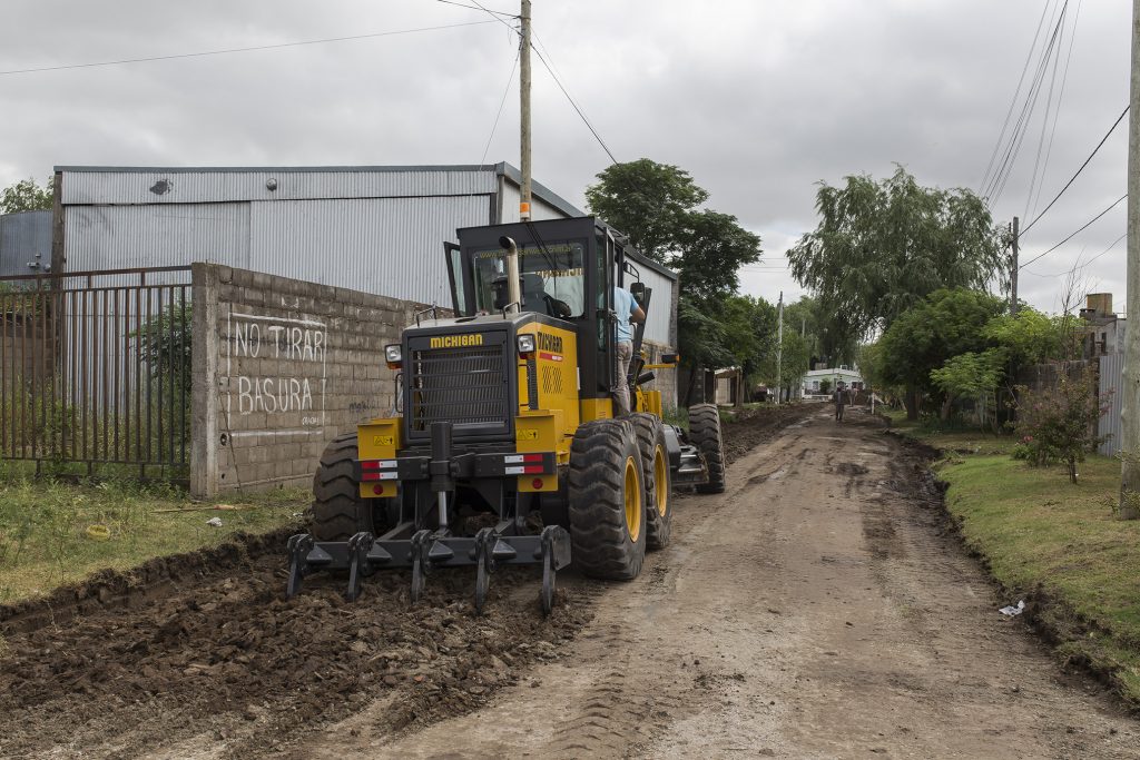 Inicio de obra de cordón cuneta.