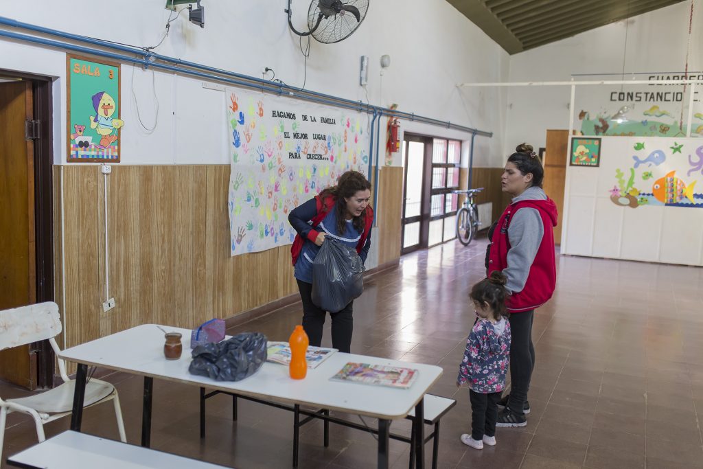 Módulos alimenticios para niños de guarderías municipales y adultos mayores.