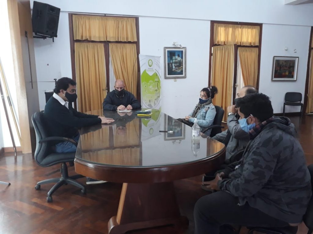 Los fotógrafos y jardines maternales solicitan que se los incluya en la flexibilización de actividades.