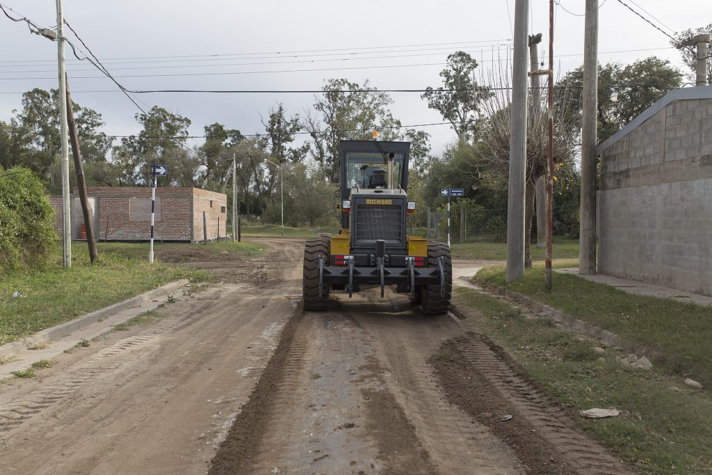 Reparaciones de calles de tierra.