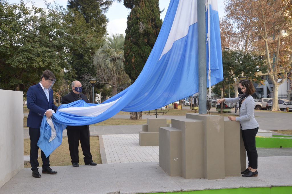 Dr. Briner: “Felizmente en el país hay muchísima gente que honra las virtudes de quienes hicieron grande a nuestra Patria”