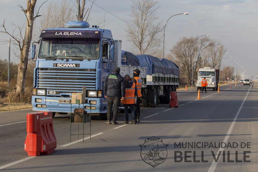 El domingo se controlaron 390 personas en los puestos sanitarios en las entradas a la ciudad.