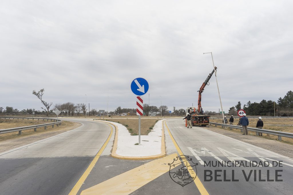 En poco tiempo, la Rotonda de Ruta 9 y Circunvalación contará con luminarias.