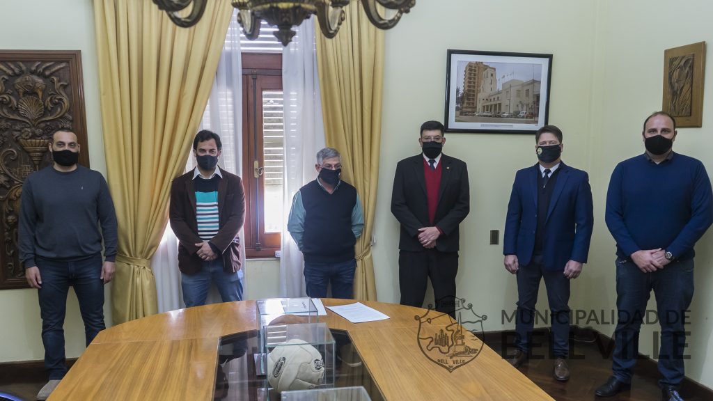 El intendente presentó al Com. Mayor (R) Claudio Venosta como Coordinador Municipal de Tránsito.