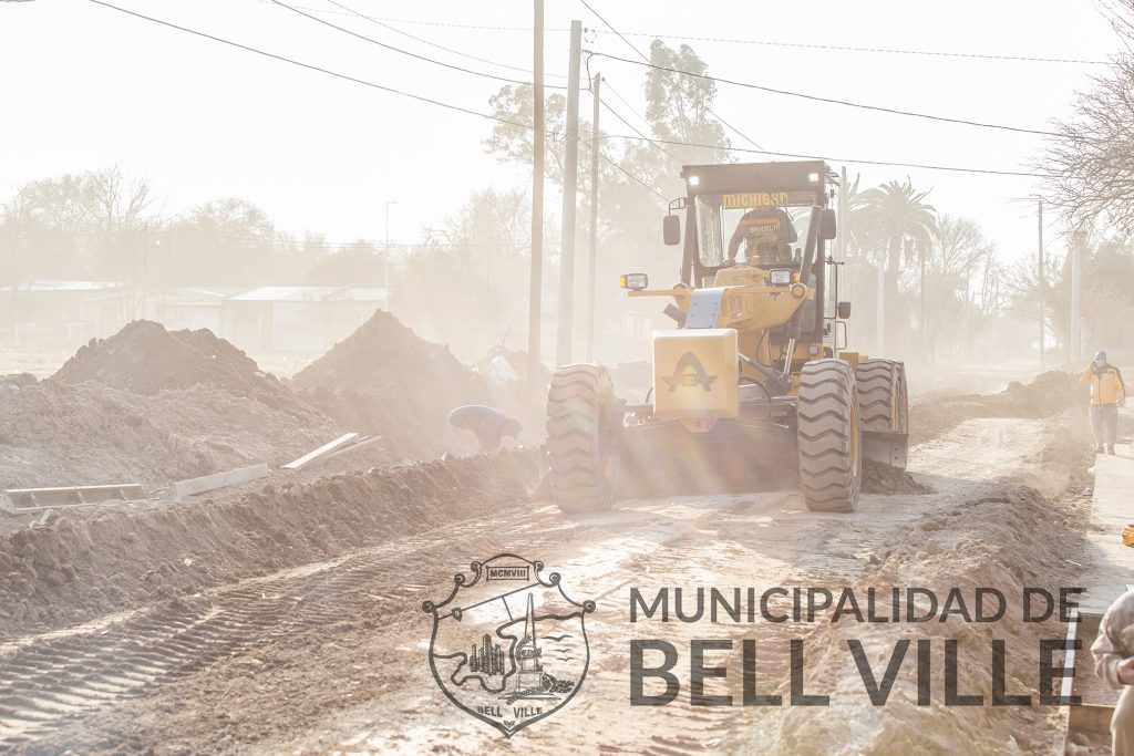 Obra de cordón cuneta en calle Brasil.