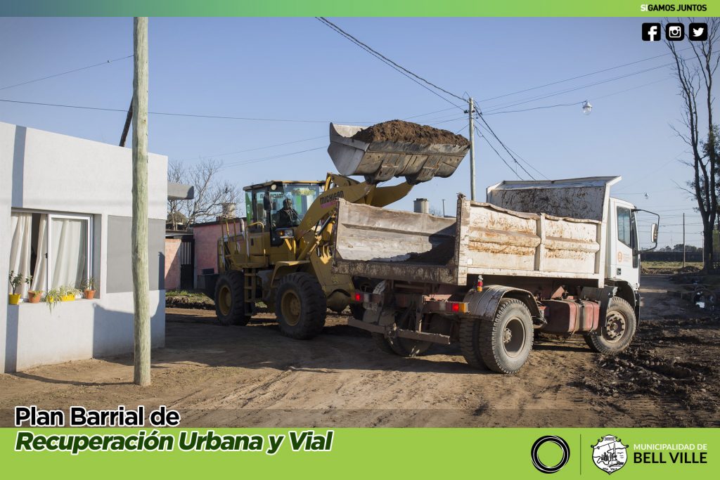 Acondicionamiento de calles de tierra y limpieza de terrenos.