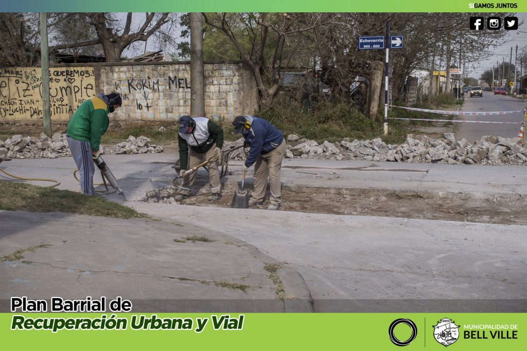 Se continúa con la reconstrucción de la bocacalle de San Luis y Echeverría.