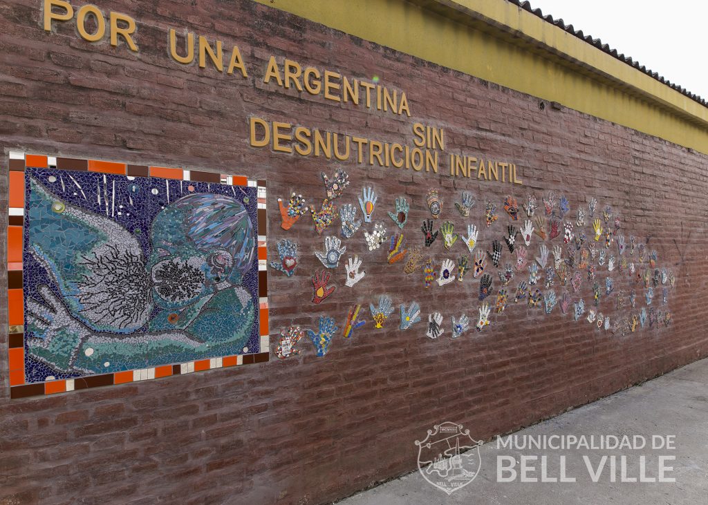 Ya se luce el mural sobre la lucha contra la desnutrición infantil en la Guardería Constancio C. Vigil.