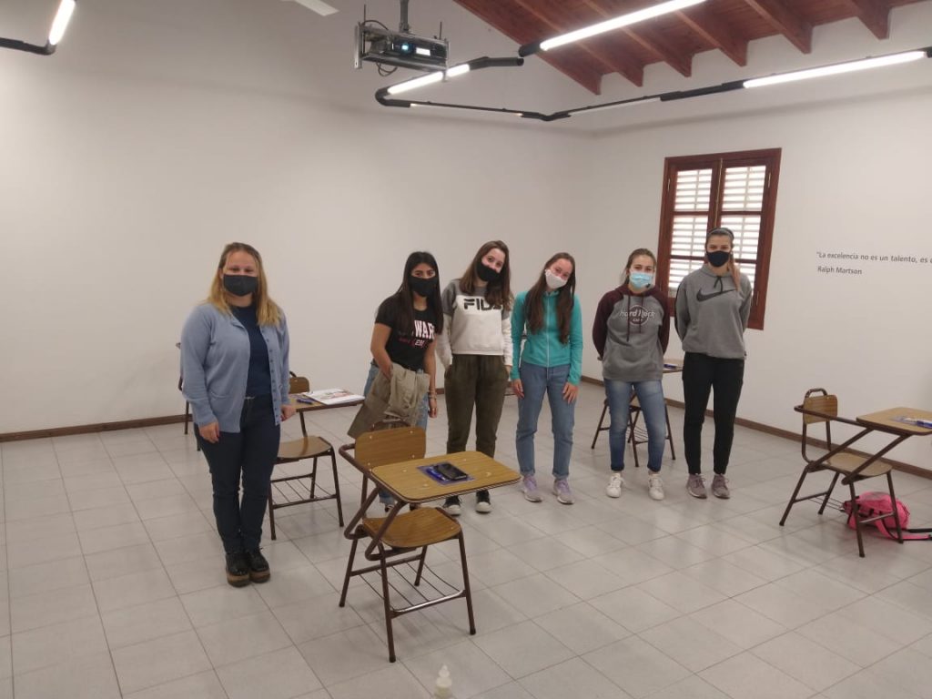 UBES se informó sobre carreras terciarias y universitarias que ofrece FUPEU