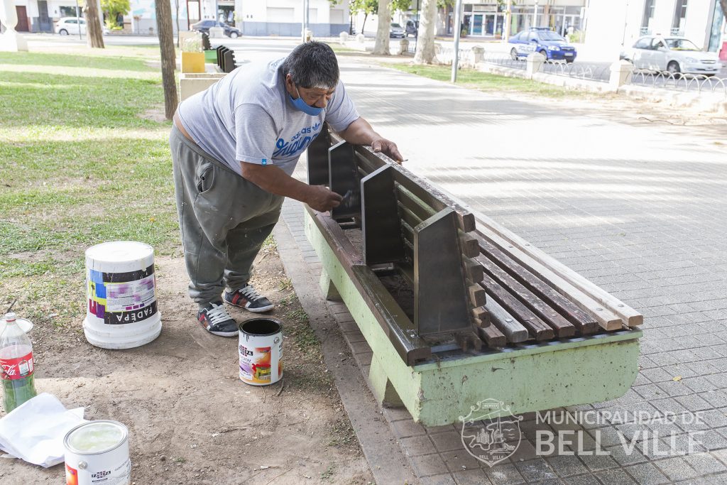 Mejoramiento estético de la Plaza 25 de Mayo.