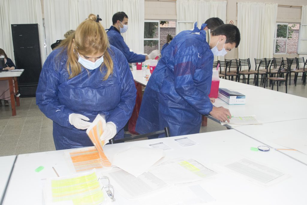 El martes se aplicaron 456 vacunas contra el Covid-19