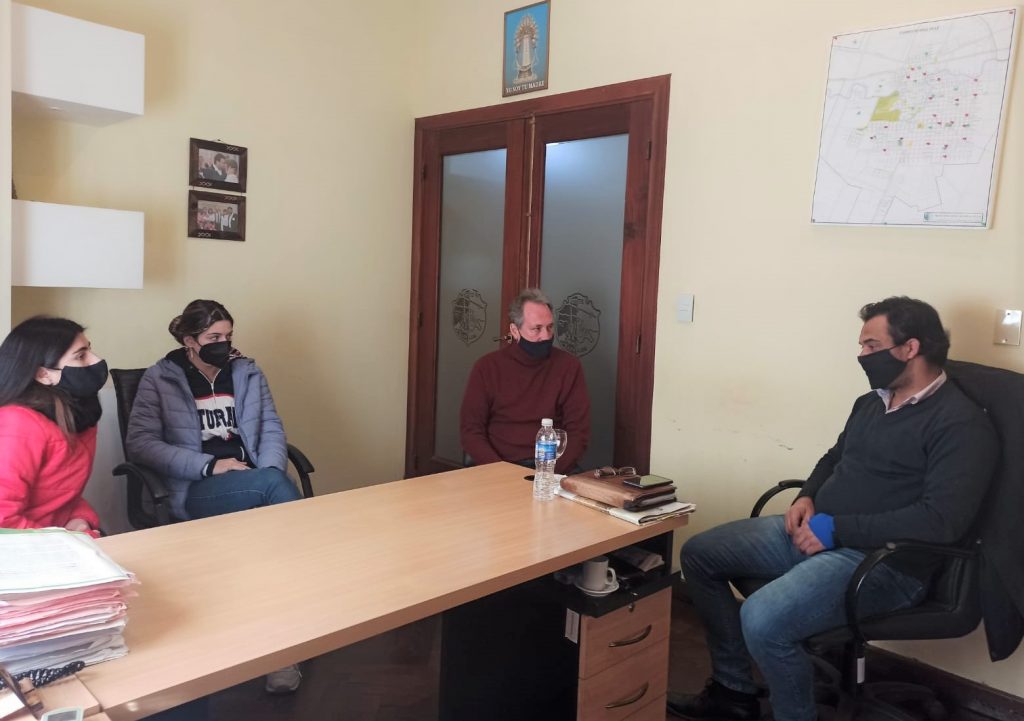 Integrantes de UBES se reunieron con funcionarios municipales