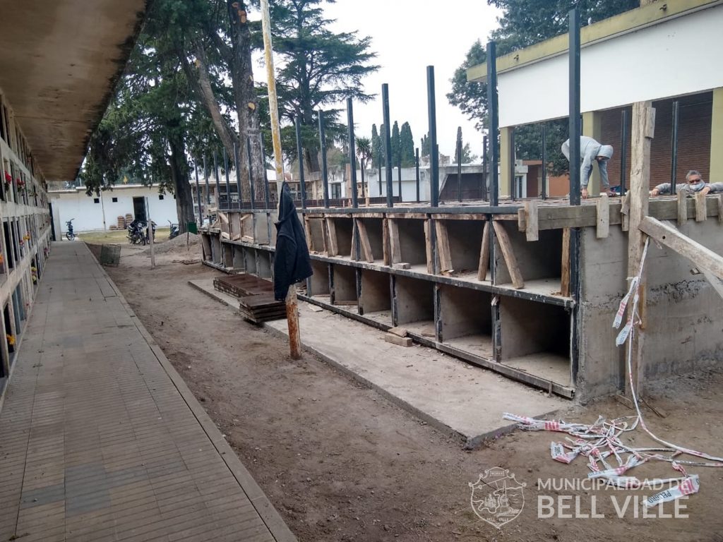 El municipio construye 188 nichos en el Cementerio San Gerónimo y prorroga concesiones existentes.