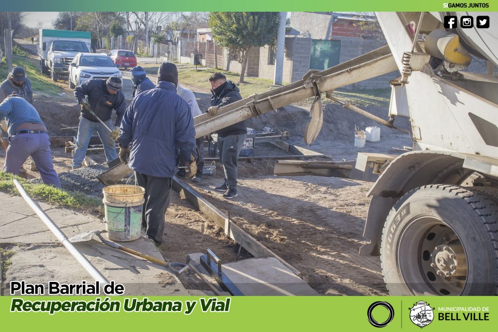 Se construye bocacalle y vado en calle Río Negro.