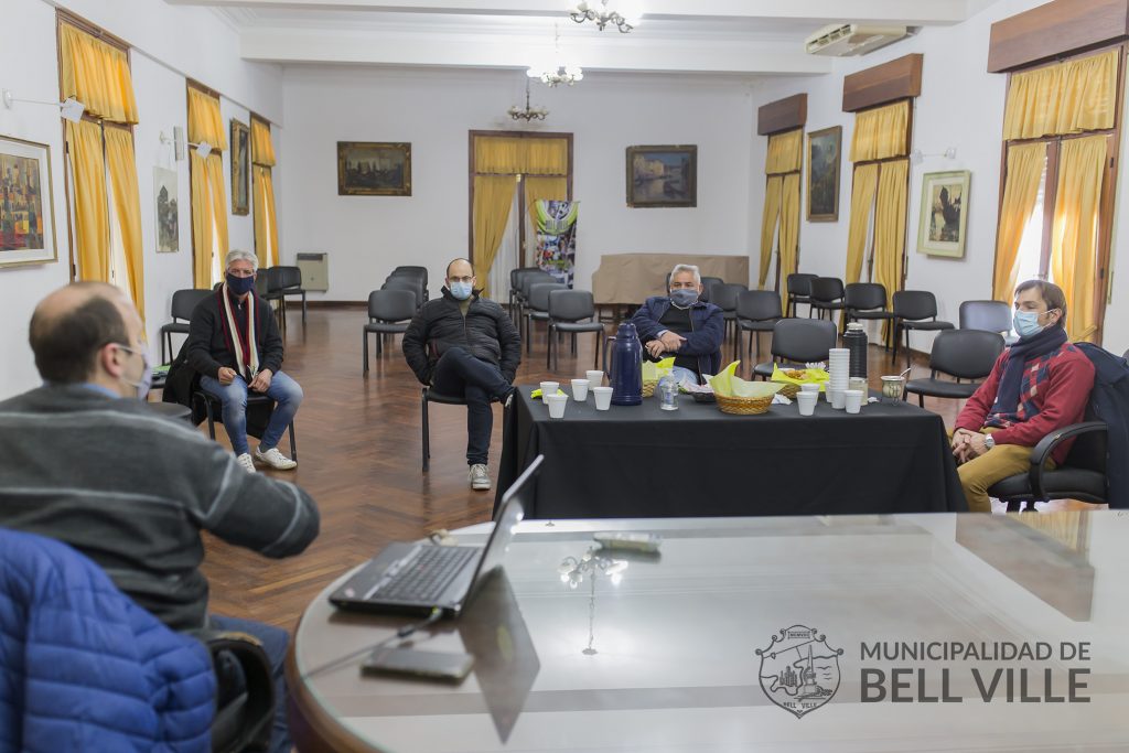 Industriales y comerciantes fueron informados sobre proyectos que hacen al desarrollo de la ciudad