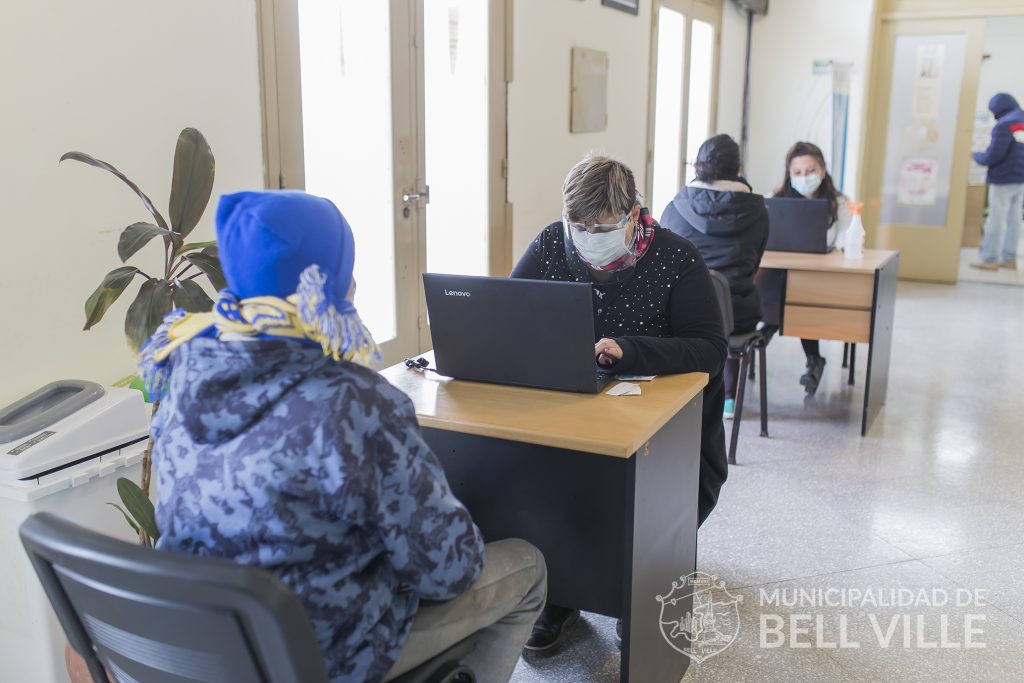 Hoy se inscribieron 40 personas para ser vacunadas contra el Covid-19.