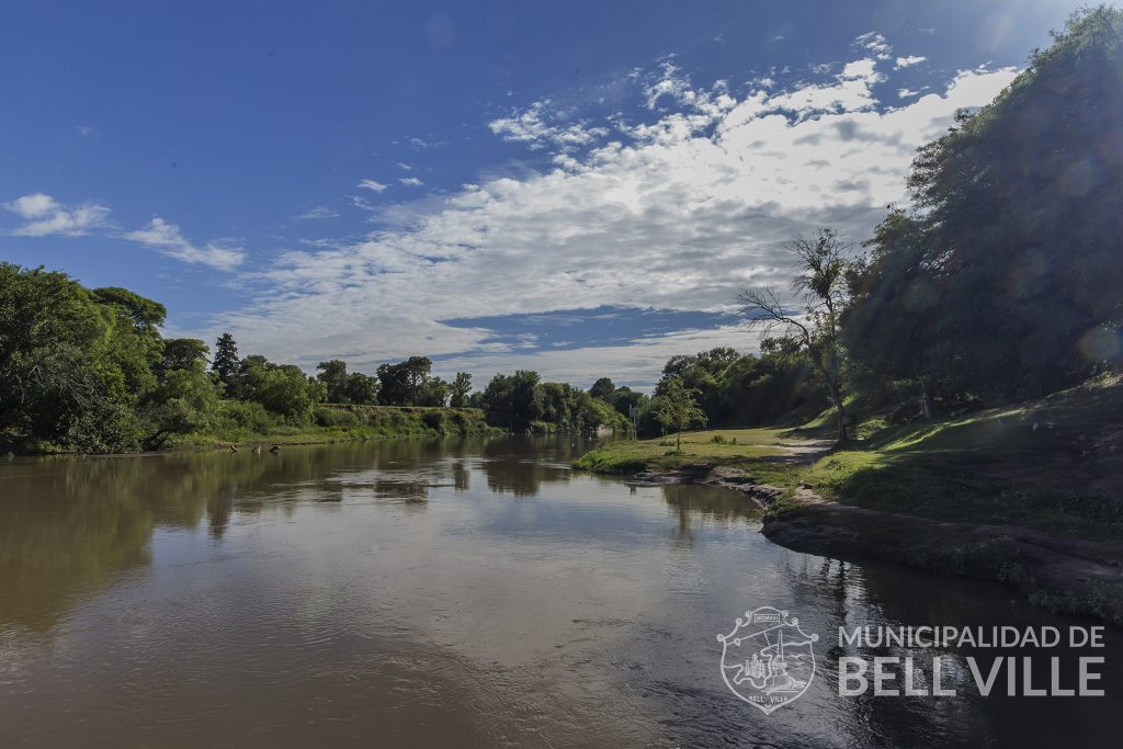 Efemérides bellvillenses: Tres hechos sobresalientes sobre diferentes temáticas.