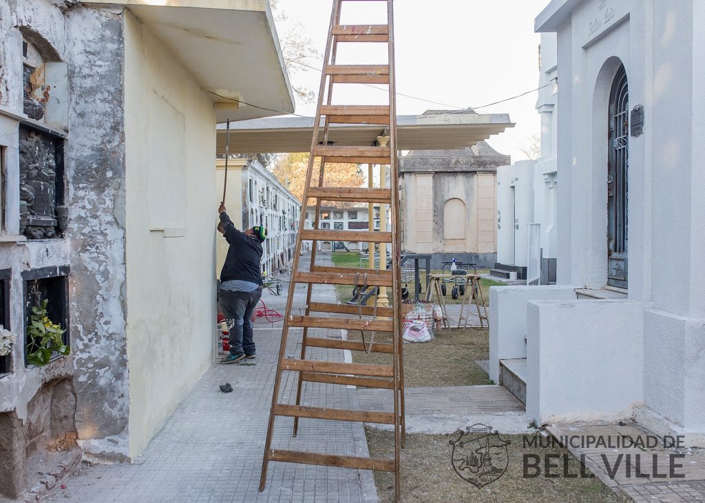 Siguen tareas de remodelación en el Cementerio San Gerónimo
