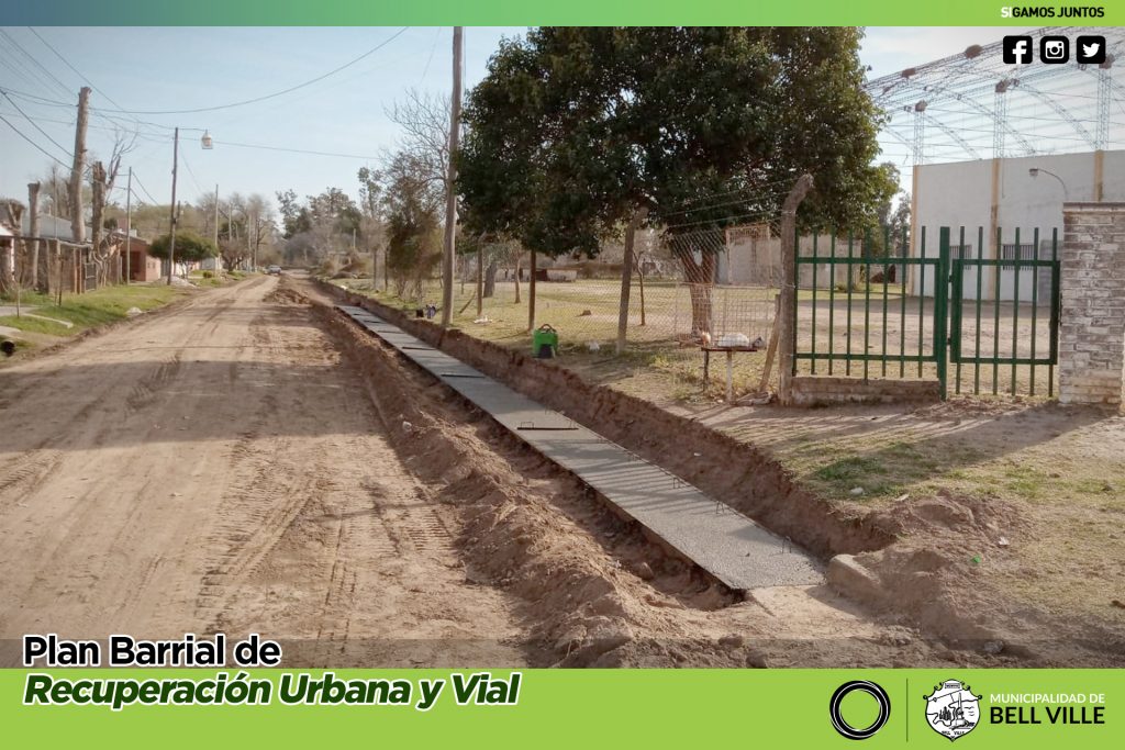 El cordón cuneta de calle Rodríguez Peña comienza a tomar forma.
