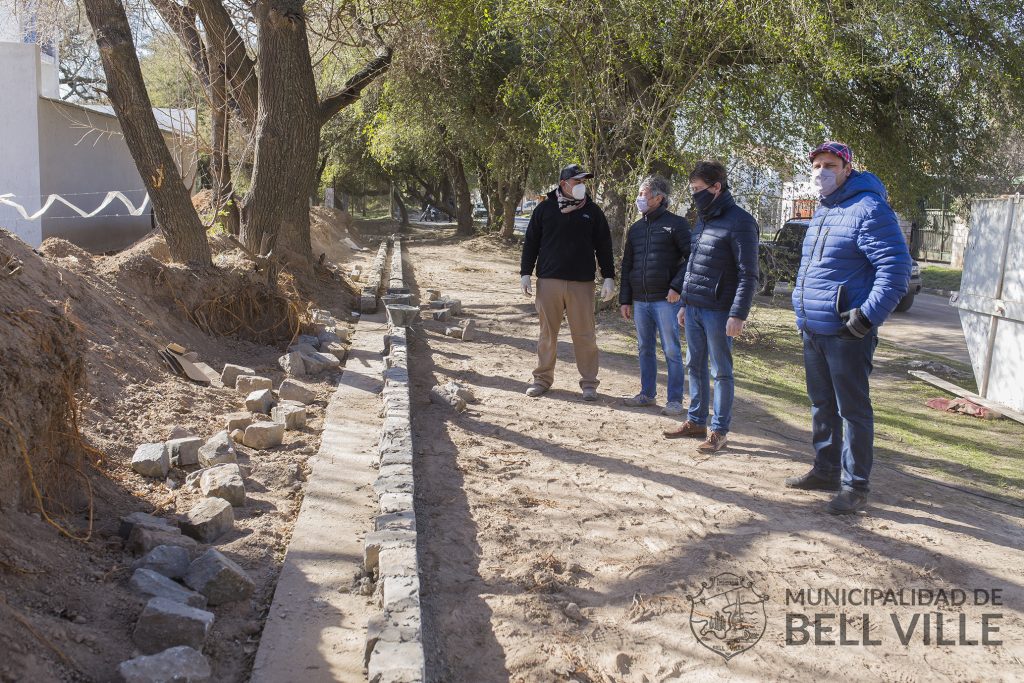 El intendente continúa con la recorrida de obras públicas.