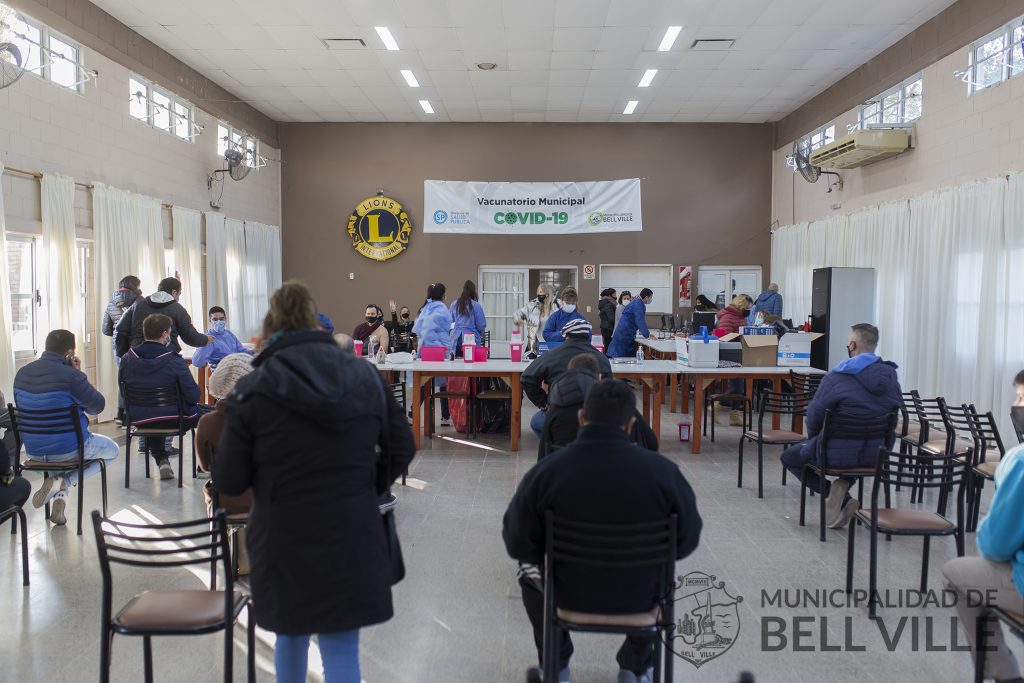 El lunes continúa la vacunación contra el Covid 19.