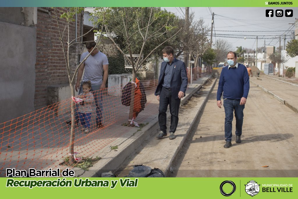 Recorrida del intendente por obras municipales.
