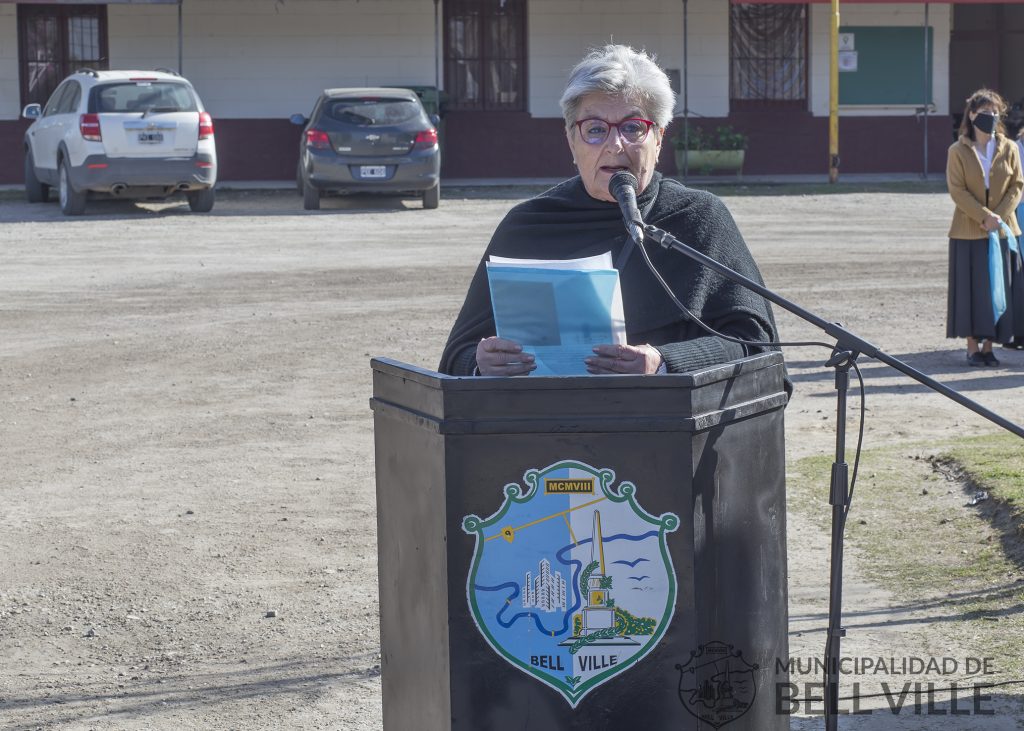 Prof. Molinari: “Educar no es tarea fácil. Es inmensa la responsabilidad de un docente”