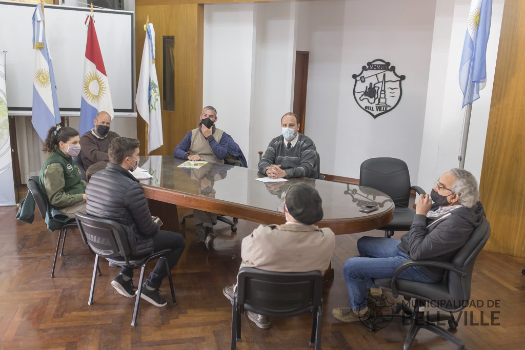 Se acordó combatir las especies exóticas en la Reserva Natural Parque Francisco Tau