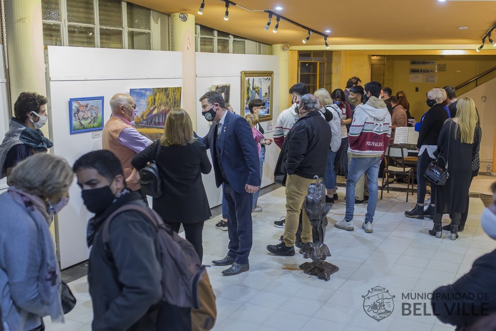 De forma presencial y virtual, ya se puede apreciar la Feria de Arte Bell Ville 2021