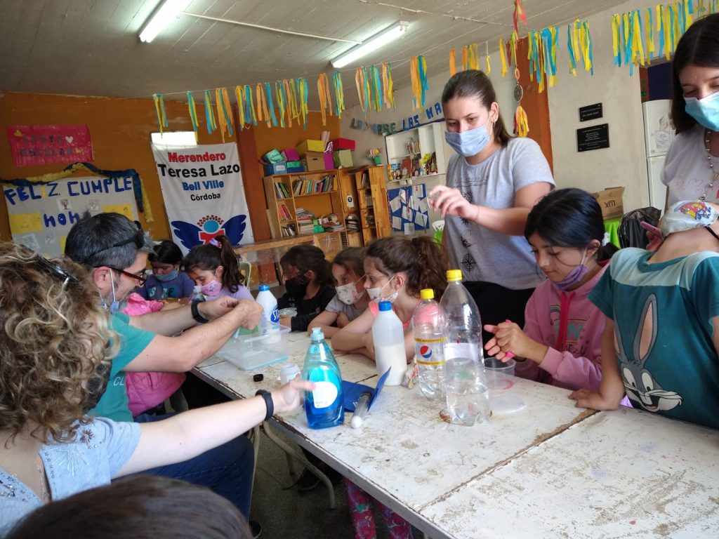 Los niños adquieren mayor protagonismo en el Taller de Ciencia en los Núcleos Barriales