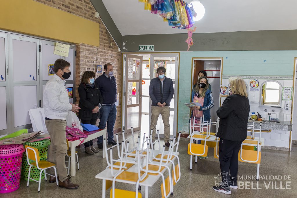 Municipio y Centro Vecinal unidos para beneficiar al Jardín de Infantes “Francisco Tau”